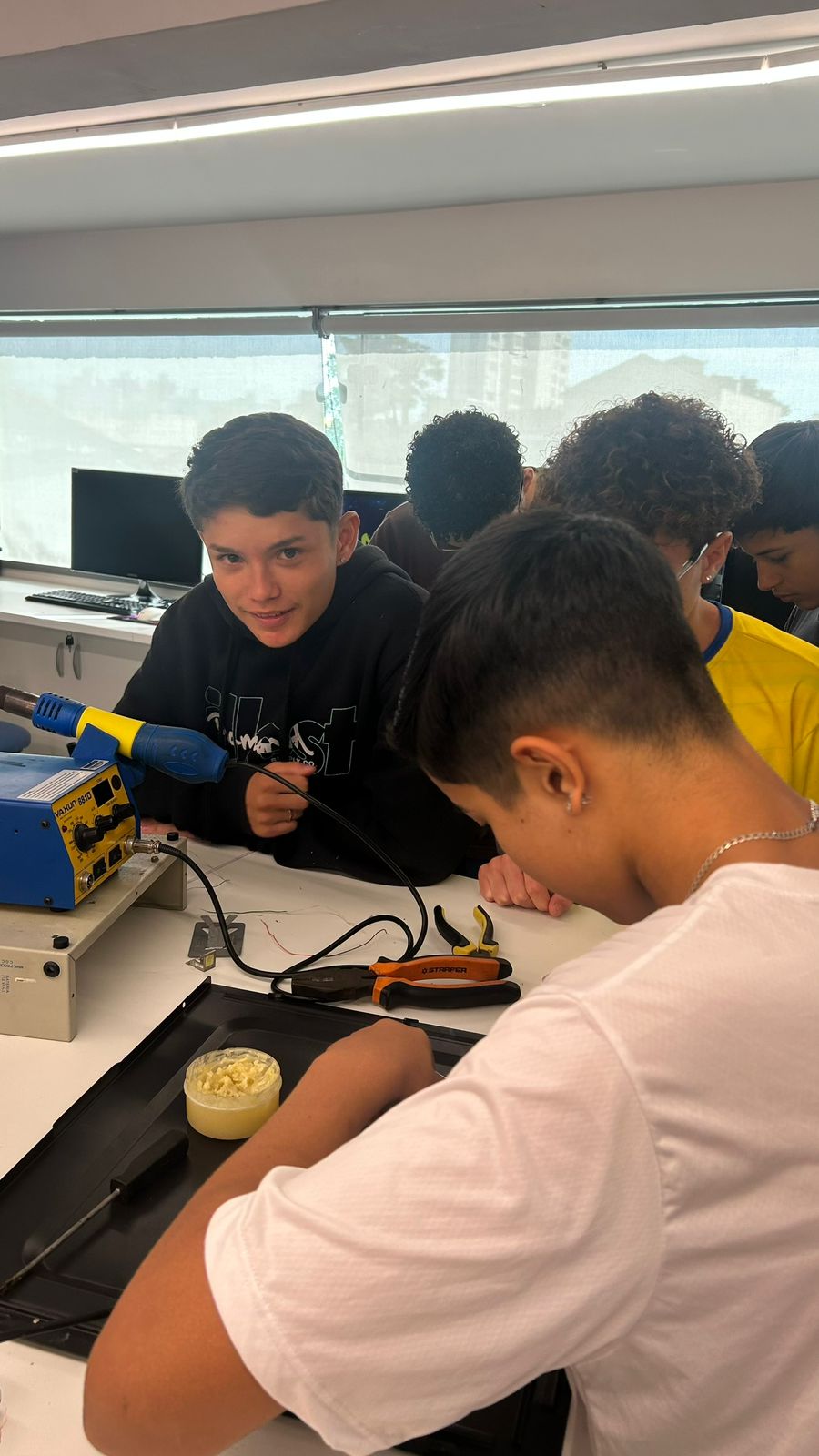 WhatsApp Image 2026-04-14 at 15.58.04